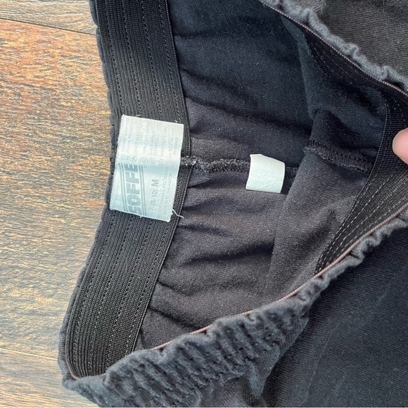 Black soffe shorts medium (8-10) cheerleading - Picture 2 of 4